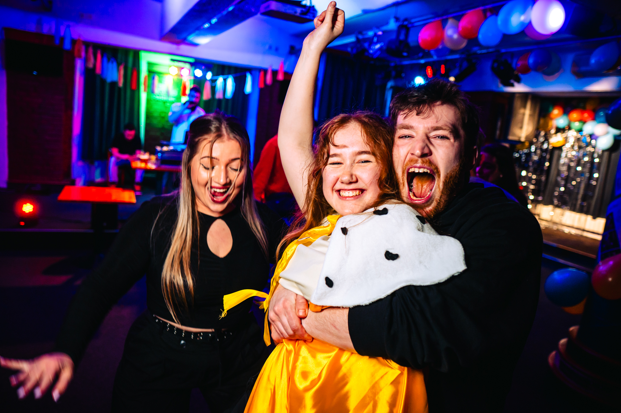 UniParty-20_2_26-By_DB-060